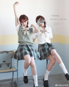 LILY·套装-资料图