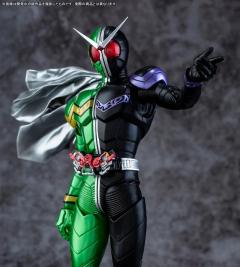 SHF 真骨雕 假面骑士W Cyclone Joker 风都侦探纪念版-资料图