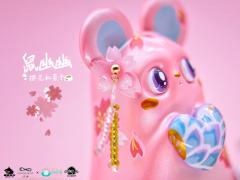 樱花和菓子鼠幽幽-资料图