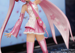Figure Japan 初音未来 樱初音 ver.-资料图