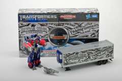 Leader Class Mechtech 擎天柱 Universal Studios Edition-资料图
