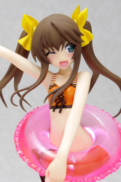 Beach Queens 凰铃音-资料图