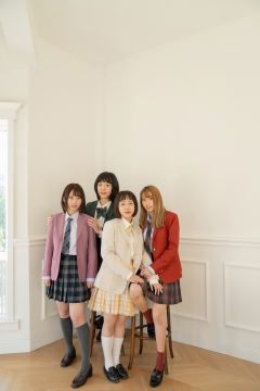 50%羊毛西服-资料图