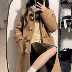 圆领牛角扣-资料图