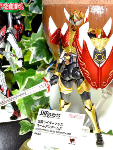 SHF 假面骑士 Mars Golden Arms