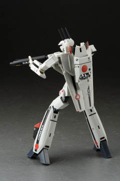 VF-1S 攻击女武神 （一条辉专用机）-资料图