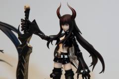 figma#SP-017 黑金锯手 -资料图