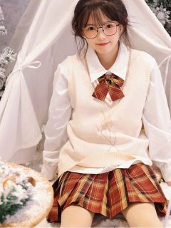 Happy new year 马甲背心-资料图