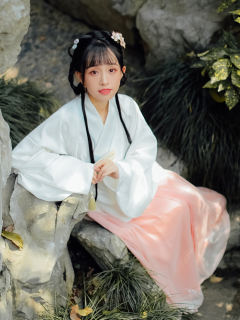 醉花间-资料图