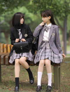 玫瑰礼赞·西服-资料图
