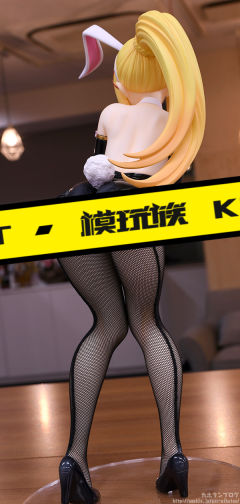 B-style 达斯堤尼斯·福特·拉拉蒂娜 -资料图