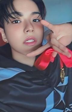 25台历周边线下 材