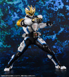 SHF 真骨雕 假面骑士IXA 保全/爆发模式 Save Mode/Burst Mode-资料图