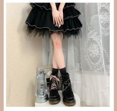 恶魔之夜·马丁靴-资料图