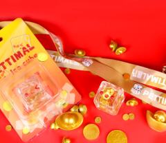 2022新年限定-眨眼-资料图