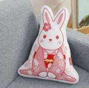 祈愿兔抱枕-资料图