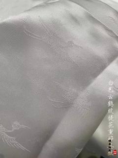 元宵云鹤白红提花立领窄弓袋琵琶袖袄-资料图