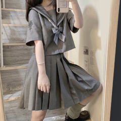 异兽图腾·水手服-资料图