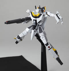 Revoltech VF-1S 女武神（可变形战斗机） Transformable-资料图