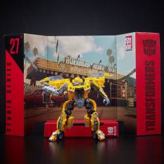 Deluxe Class Studio Series 大黄蜂 Rusty-资料图