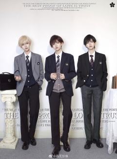 男款两粒扣西服-资料图