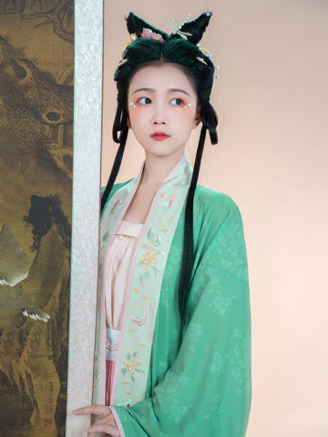 玉堂仙·衫