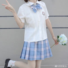 小奶熊·衬衫-资料图