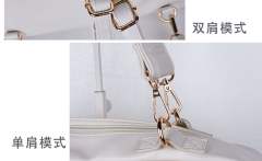少女娃娃机 痛包-资料图