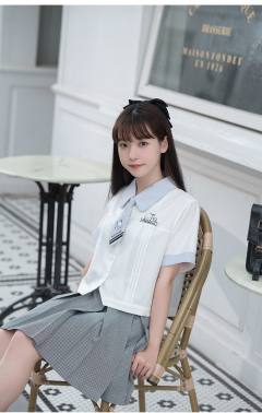 帕恰狗拼格衬衫-资料图