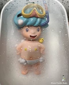 醒醒加油鸭-资料图