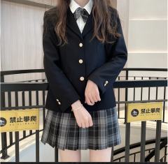 布朗茶茶·西服-资料图