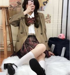 休闲西服-资料图