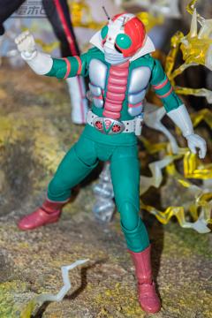 SHF 真骨雕 假面骑士V3-资料图