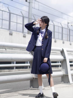 陵西高 西服-资料图