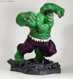 Fine Art Statue 绿巨人浩克 -资料图