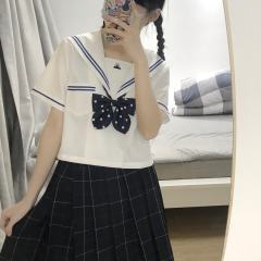 丘岛中·水手服-资料图