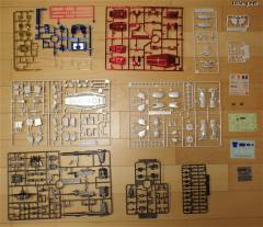 MG FF-X7 核心战机 RX-78-2 元祖高达 钛金属色电镀版-资料图