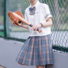 健气少女-资料图