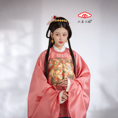 婚服折枝花纹·补服圆领袍