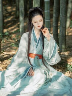 春山空-资料图