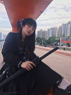 花语回声  伊莎贝拉  连衣裙-资料图
