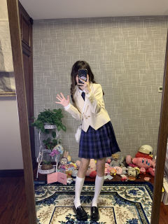宫泽野·西服-资料图