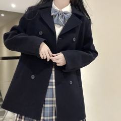 双排扣呢子大衣-资料图