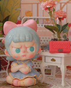 异色-生气桑大小姐