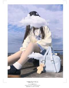 方糖酱 制服包-资料图