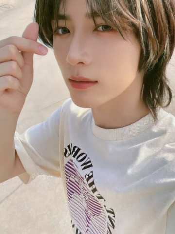 Weverse Shop Global ver