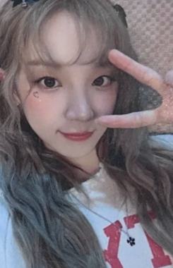 六周年快闪满额卡 琦 ver.A