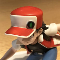Pokémon Center Original Figure 皮卡丘 红 -资料图