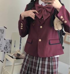 赤金·韩式制服-资料图