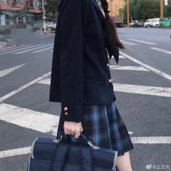 六英呎-资料图